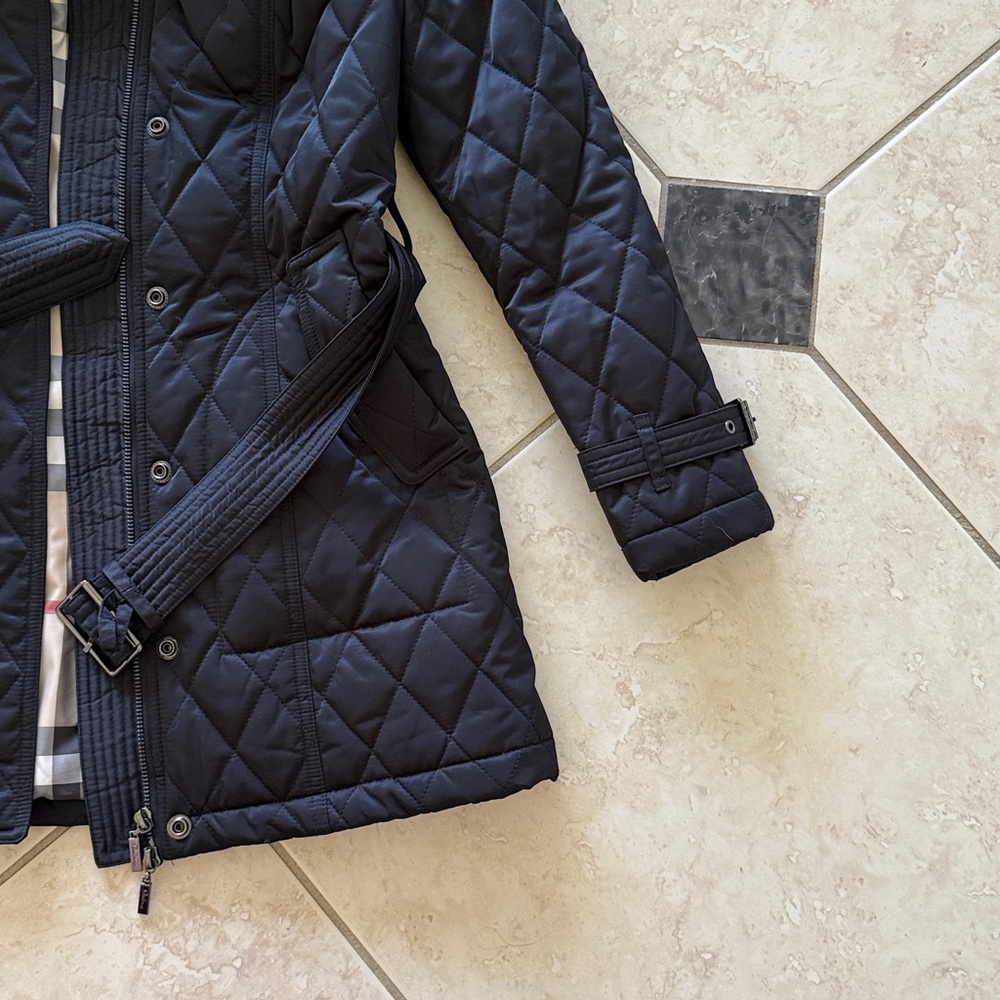 Burberry Quilted Black Jacket - Picture 3 of 5